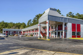 Hotels in Pineville